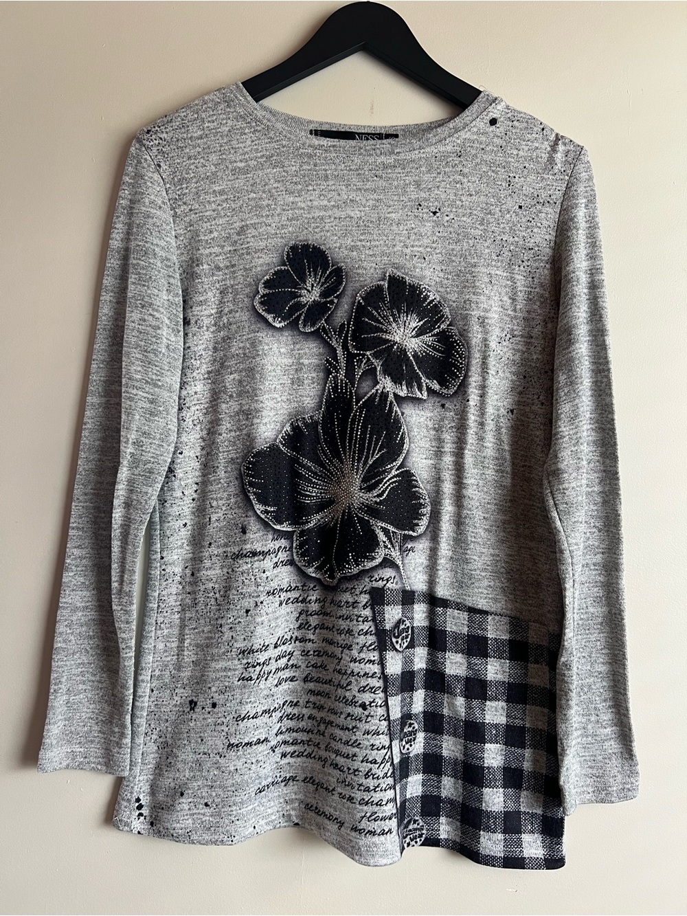 NESS Grey Floral Graphic Long Sleeve Top Patchwork Detail Size Small Jeans Wear